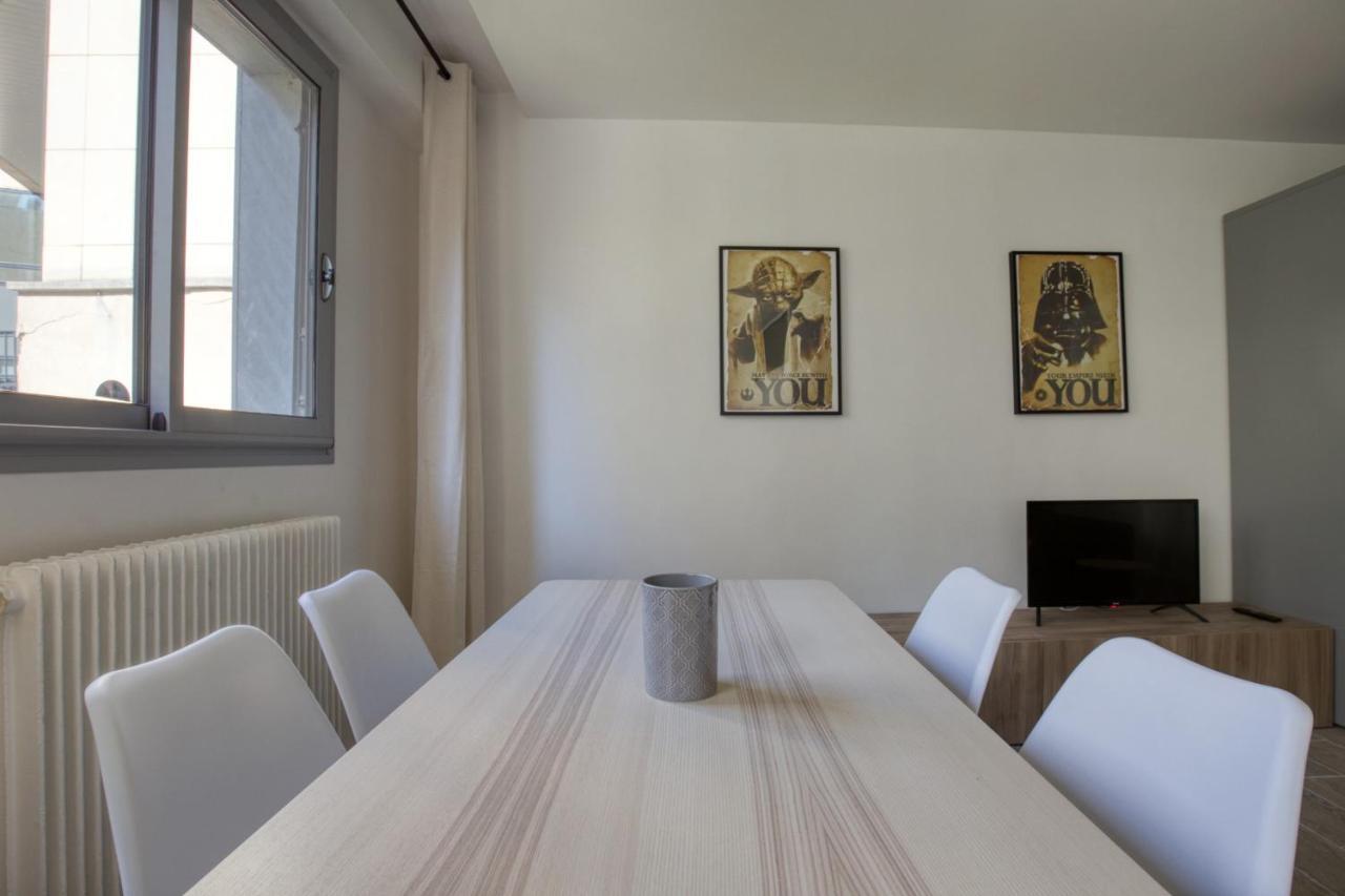 Charming Apartment In The Heart Of The 19Th Paris Exterior foto